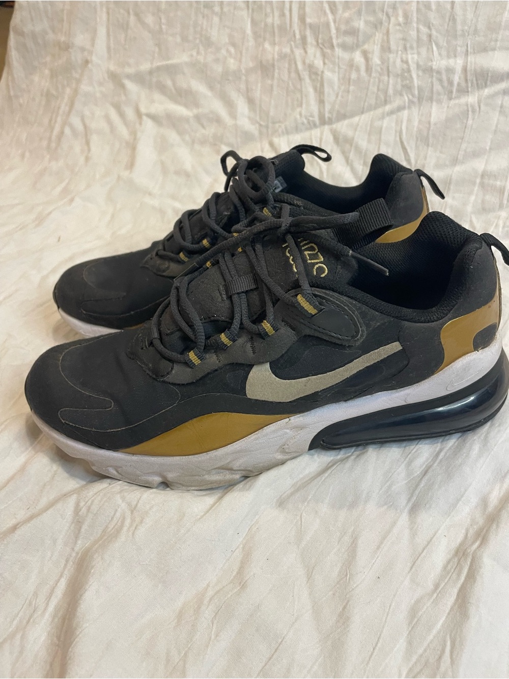 Nike Air Max 270 React Black Gold White Sneakers Men’s US 7 EU 40